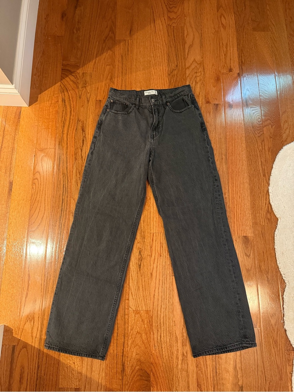 Abercrombie & Fitch The Loose High Rise Straight Fit Black Jeans - Size 8L/29L